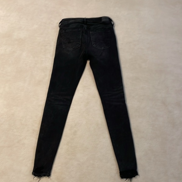 American Eagle Distressed Next Level Stretch Jeggings in black size 6 long - Picture 7 of 10